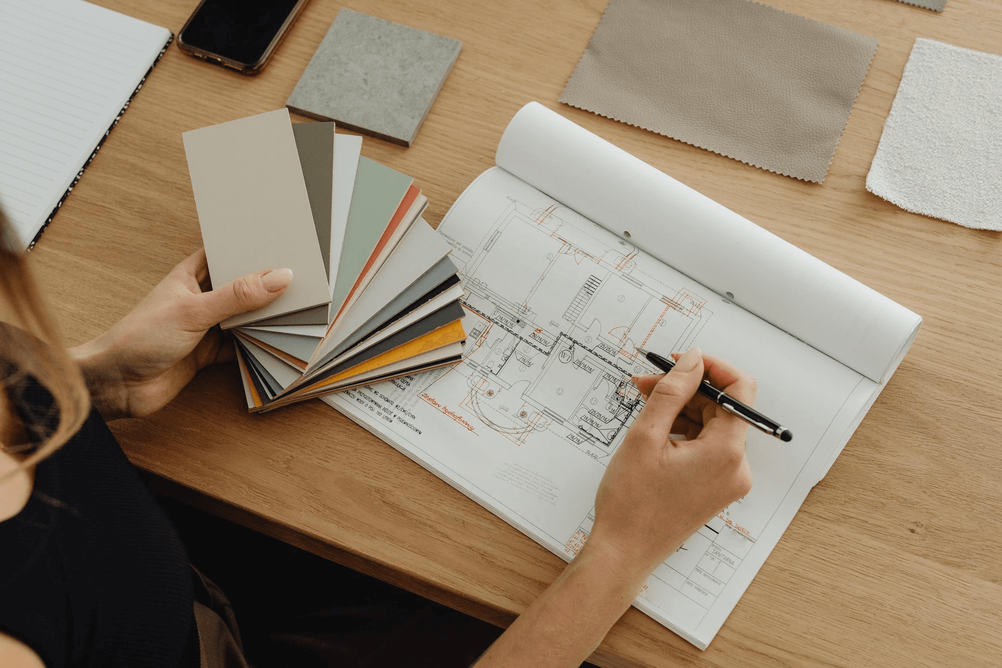 أعمال الديكور والتصميم الداخلي